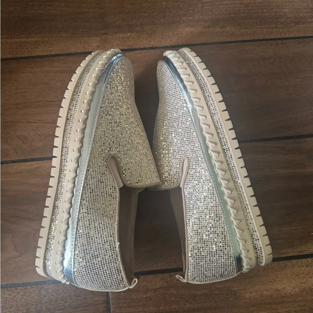 JOLIMALL Woman's rose gold platform slip on sneakers size 9